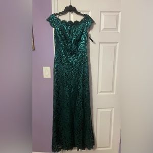 Gorgeous Ralph Lauren green evening dress, size 10